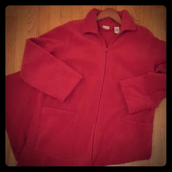 L.L. Bean Other - L.L.Bean long fleece robe sz S pet